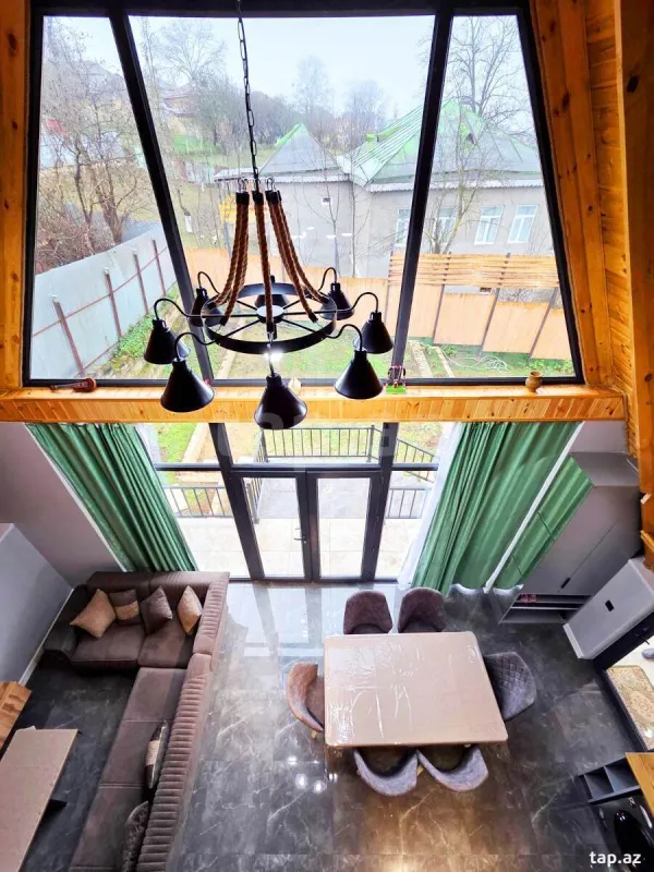 Kirayə verilir 4 otaqlı həyət evi