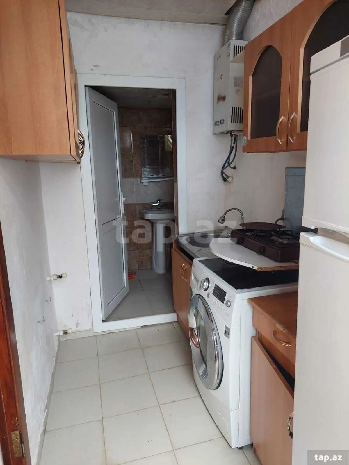 Kirayə verilir 1 otaqlı həyət evi