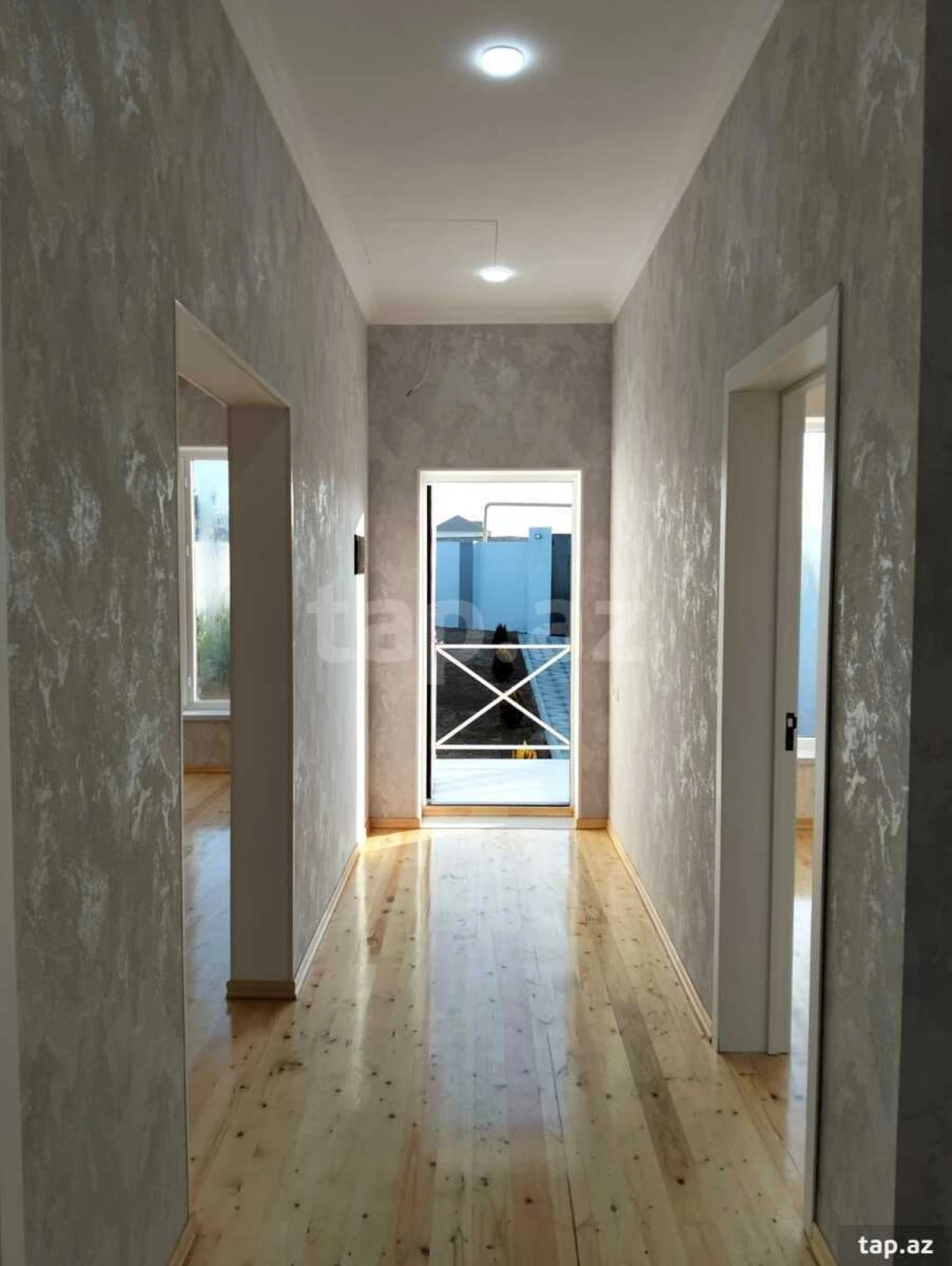 Satılır 3 otaqlı həyət evi