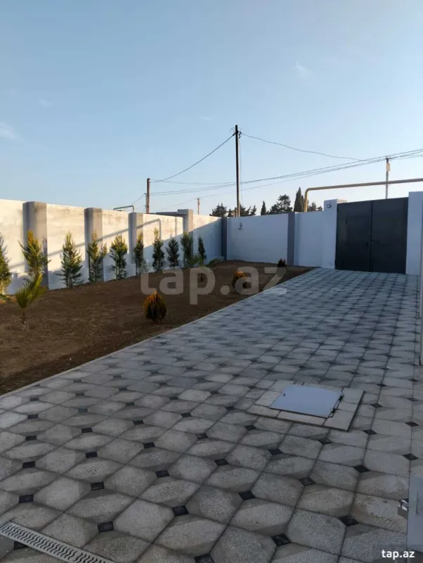 Satılır 3 otaqlı həyət evi