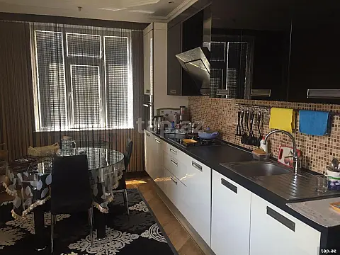 Kirayə verilir 2 otaqlı yeni tikili 85 m²