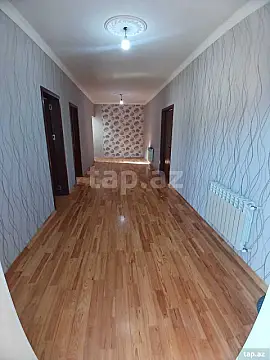 Satılır 6 otaqlı həyət evi