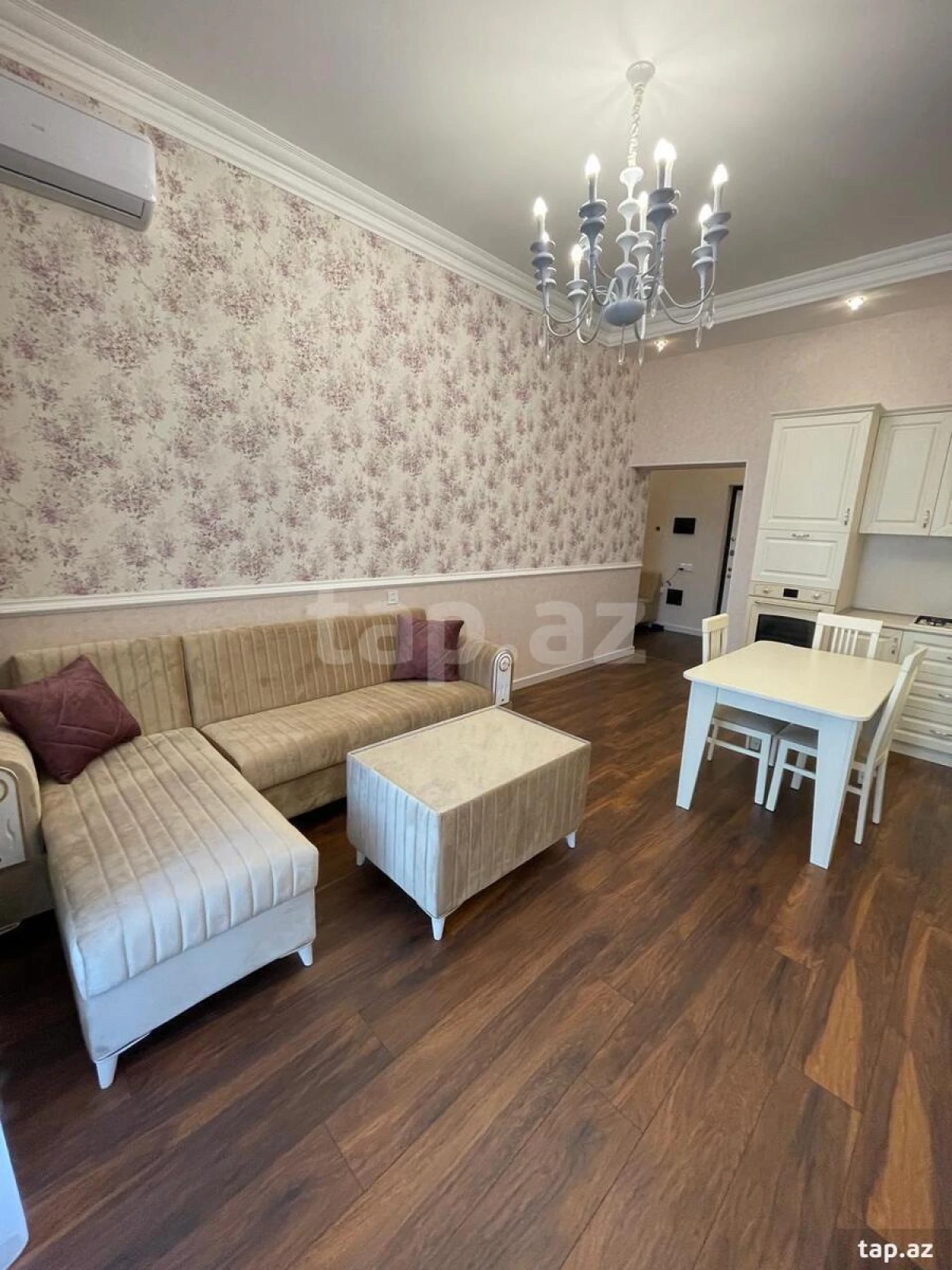 Kirayə verilir 2 otaqlı yeni tikili 70 m²