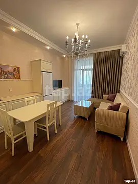 Kirayə verilir 2 otaqlı yeni tikili 70 m²