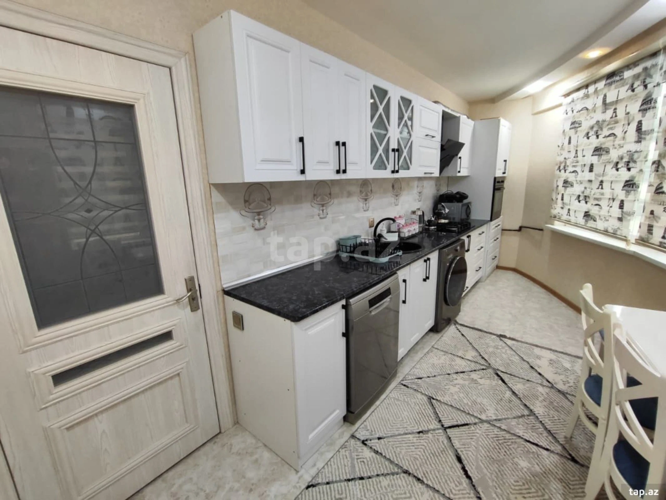 Satılır 2 otaqlı yeni tikili 70 m²