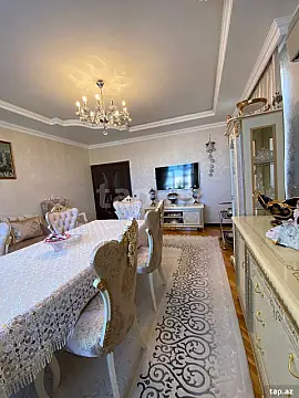 Satılır 4 otaqlı yeni tikili 135 m²