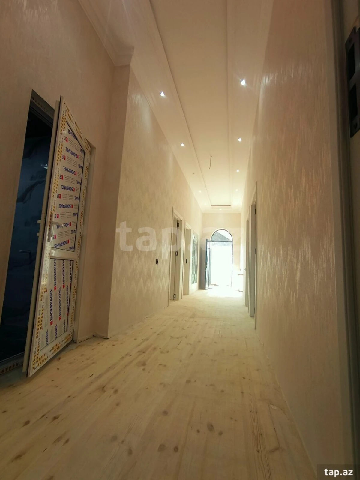 Satılır 5 otaqlı həyət evi