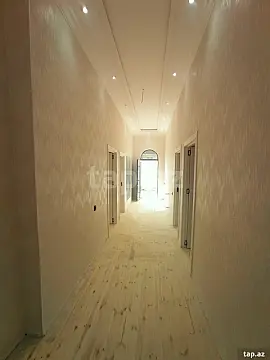 Satılır 5 otaqlı həyət evi