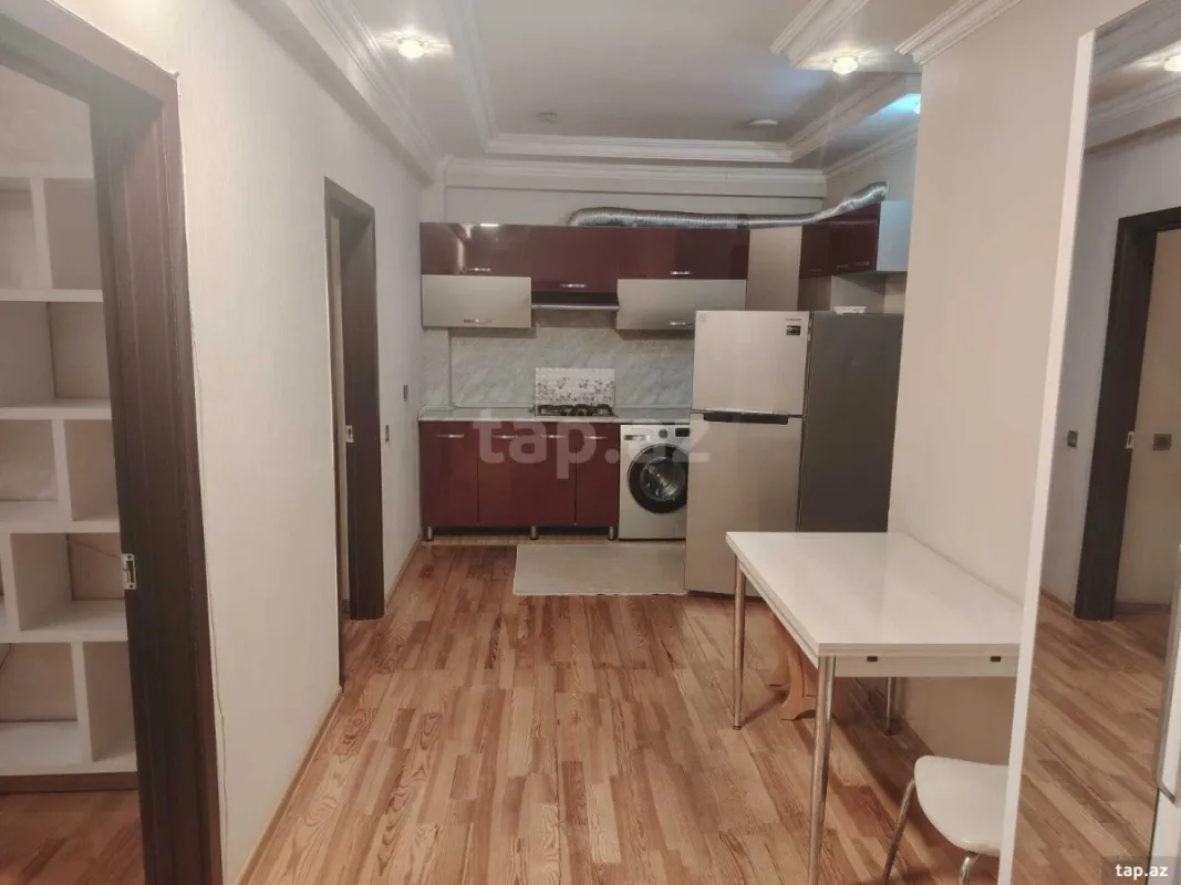 Kirayə verilir 3 otaqlı yeni tikili 100 m²