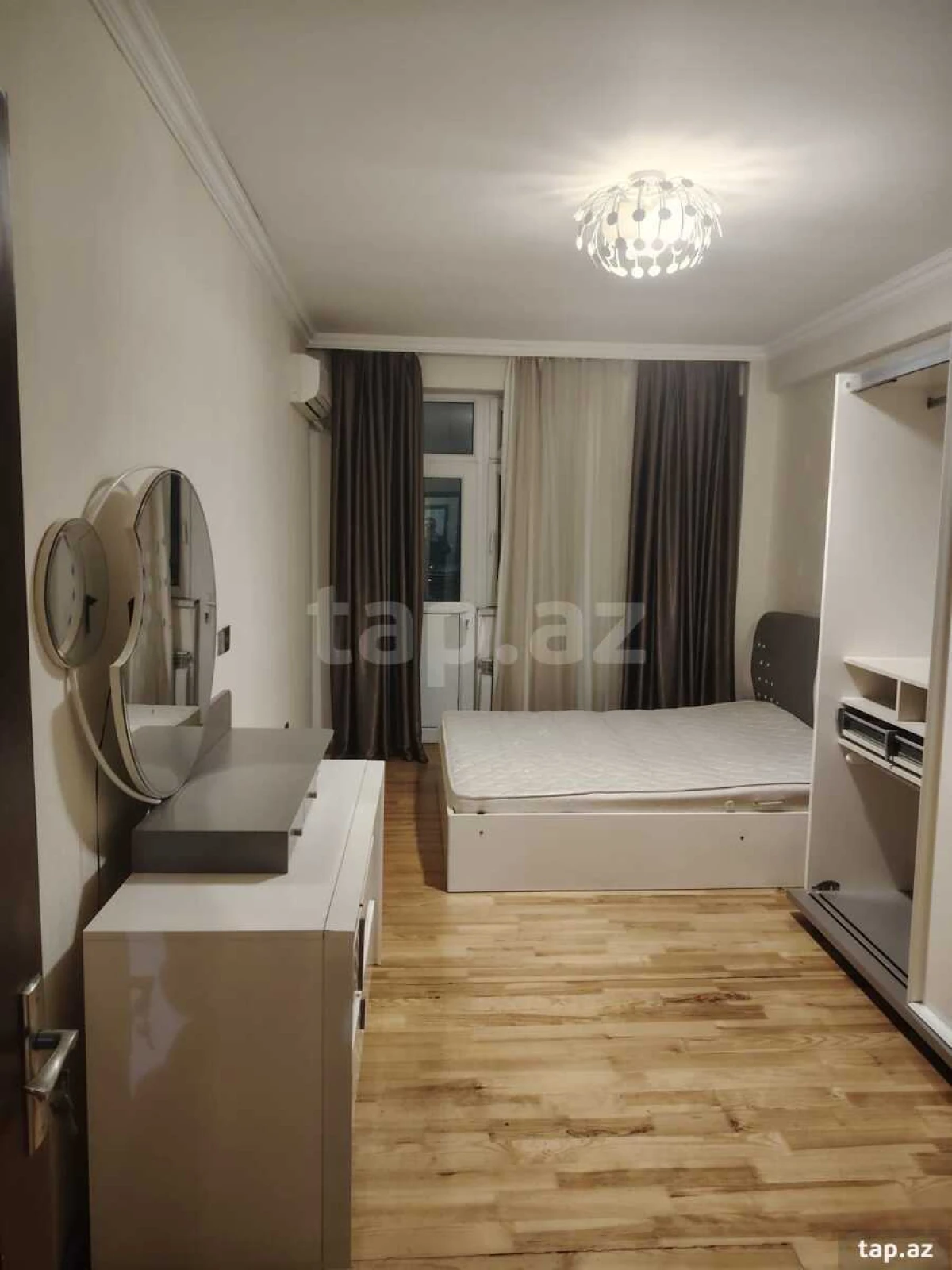 Kirayə verilir 3 otaqlı yeni tikili 100 m²