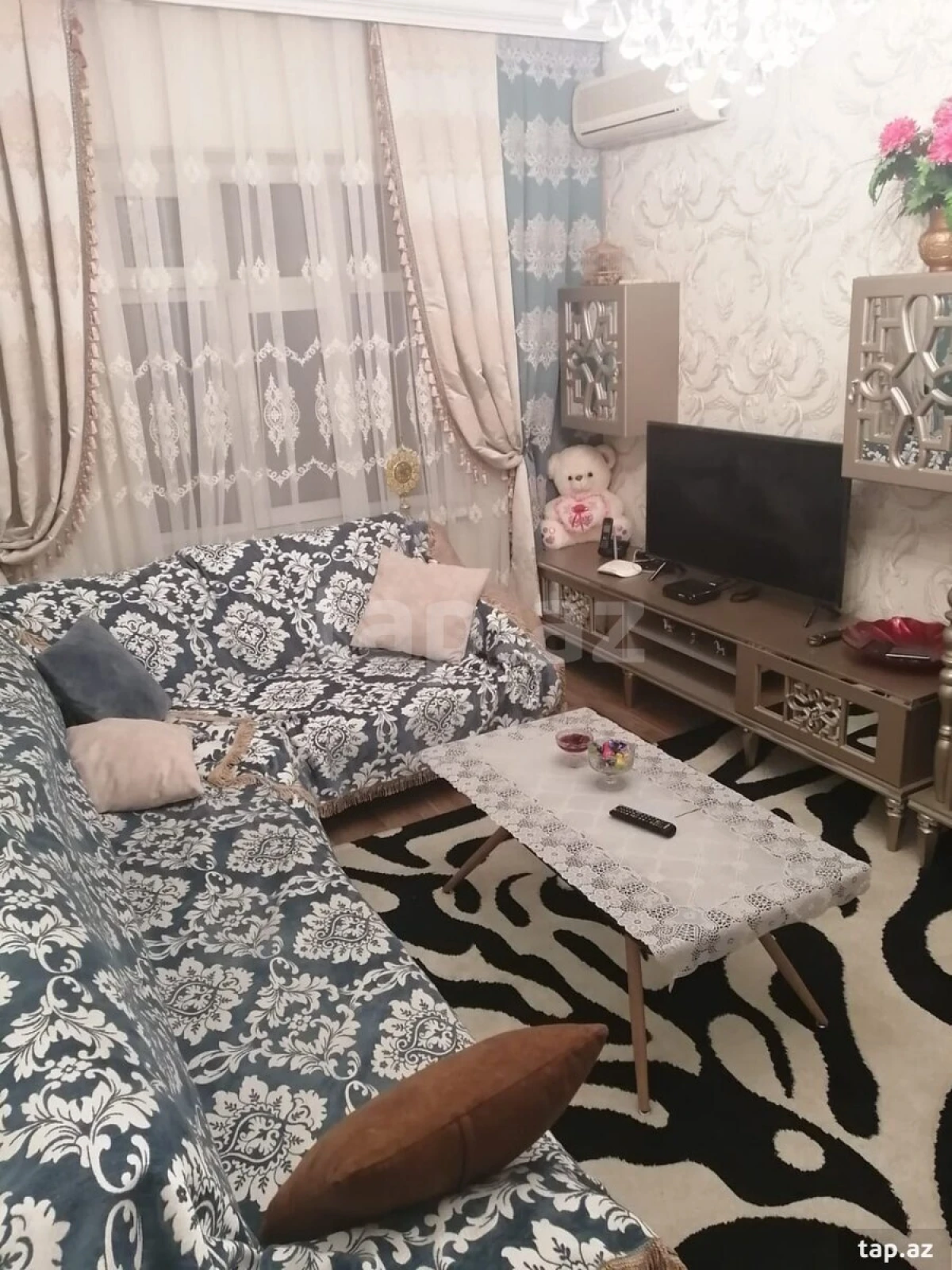 Kirayə verilir 2 otaqlı mənzil 75 m²