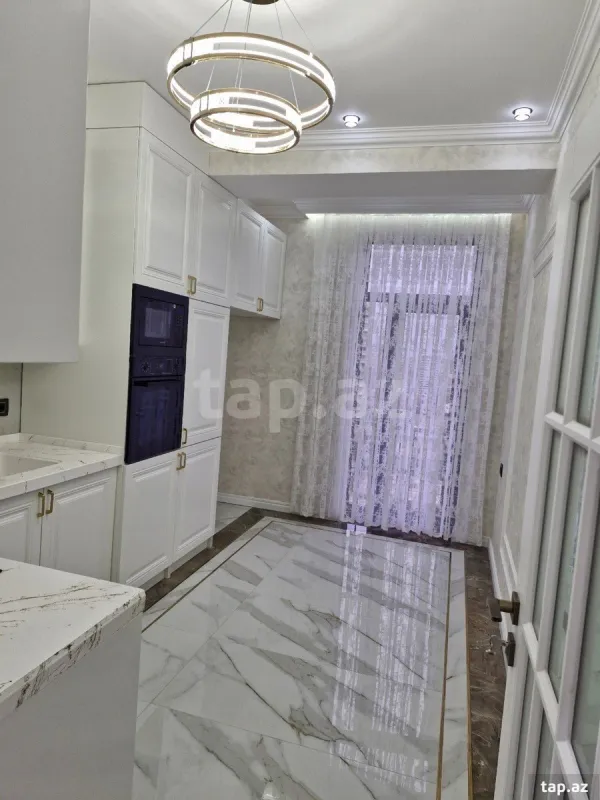 Satılır 3 otaqlı yeni tikili 114 m²