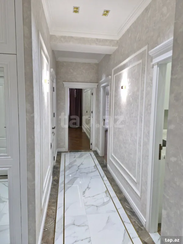 Satılır 3 otaqlı yeni tikili 114 m²