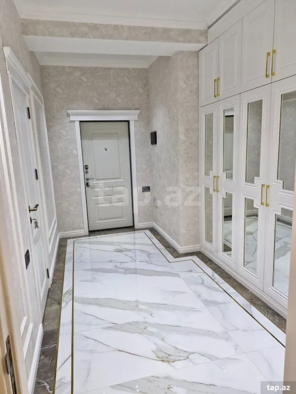 Satılır 3 otaqlı yeni tikili 114 m²