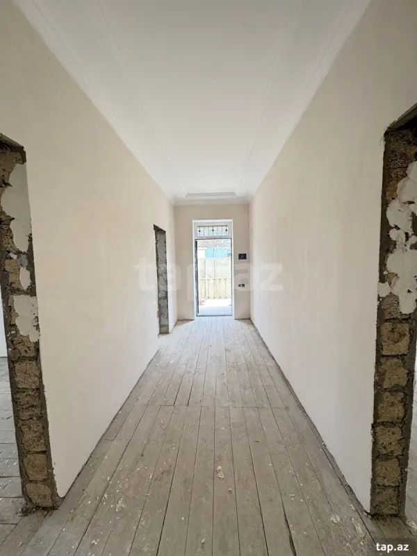 Satılır 4 otaqlı həyət evi