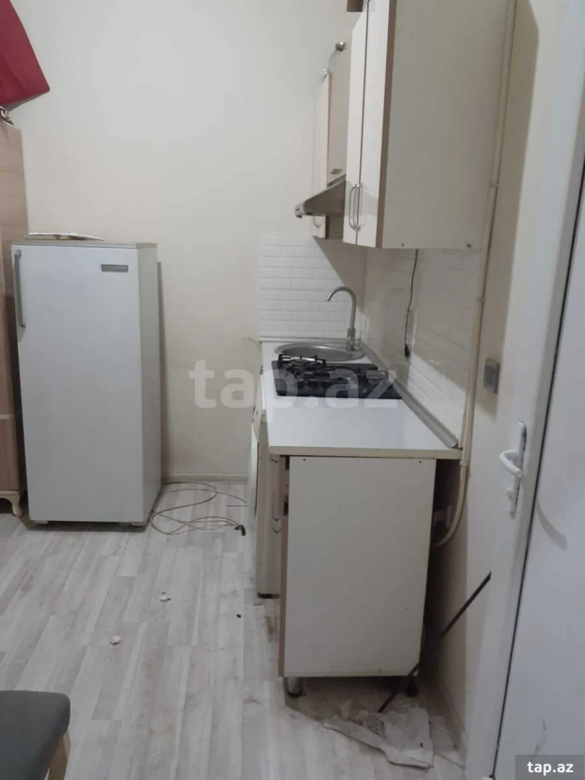 Kirayə verilir 1 otaqlı yeni tikili 14 m²