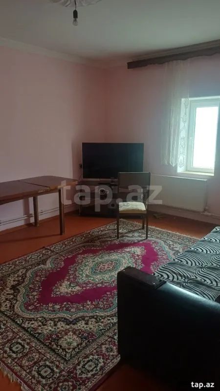 Kirayə verilir 2 otaqlı həyət evi