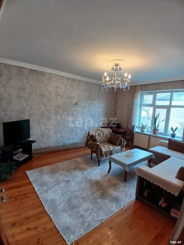 Satılır 3 otaqlı həyət evi