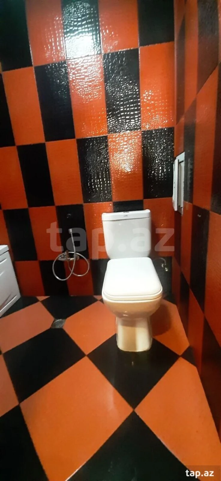 Kirayə verilir 2 otaqlı yeni tikili 70 m²