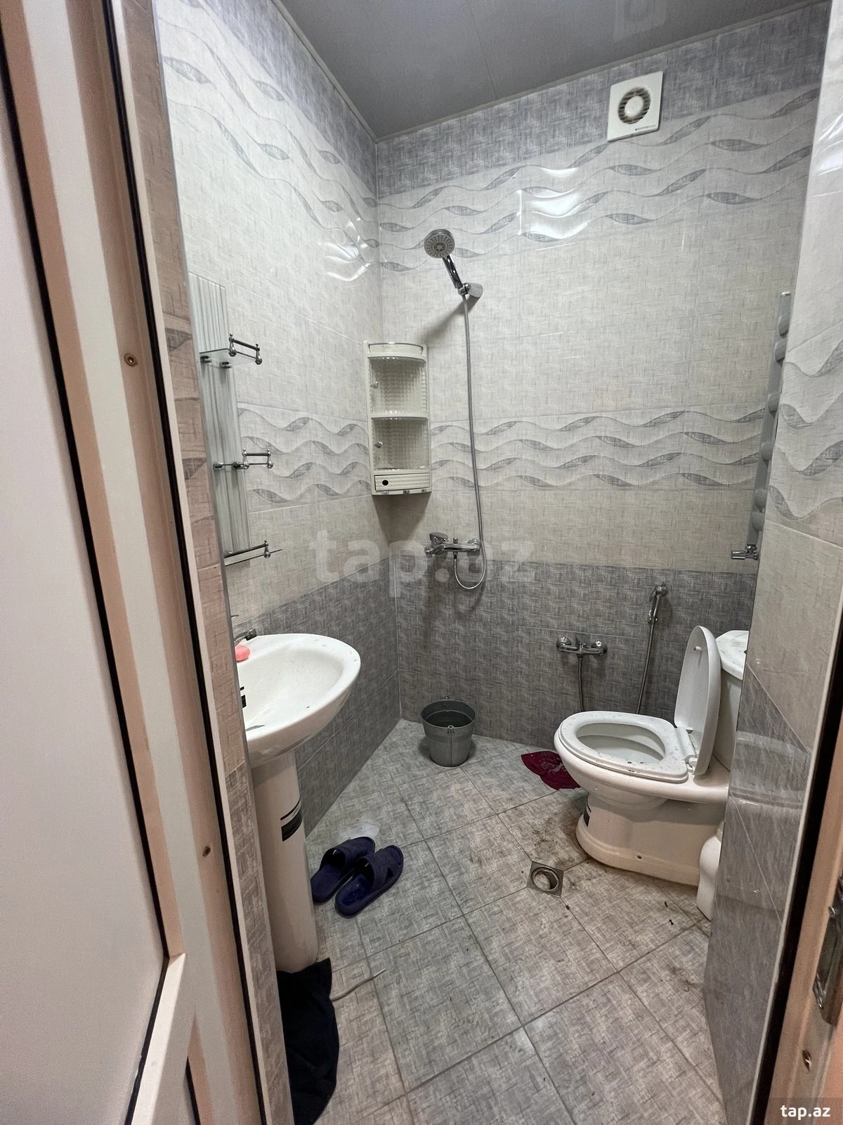 Kirayə verilir 2 otaqlı yeni tikili 55 m²