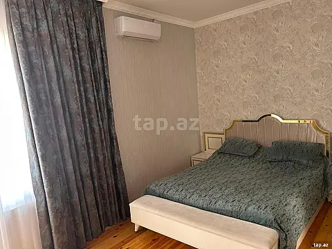 Satılır 4 otaqlı həyət evi