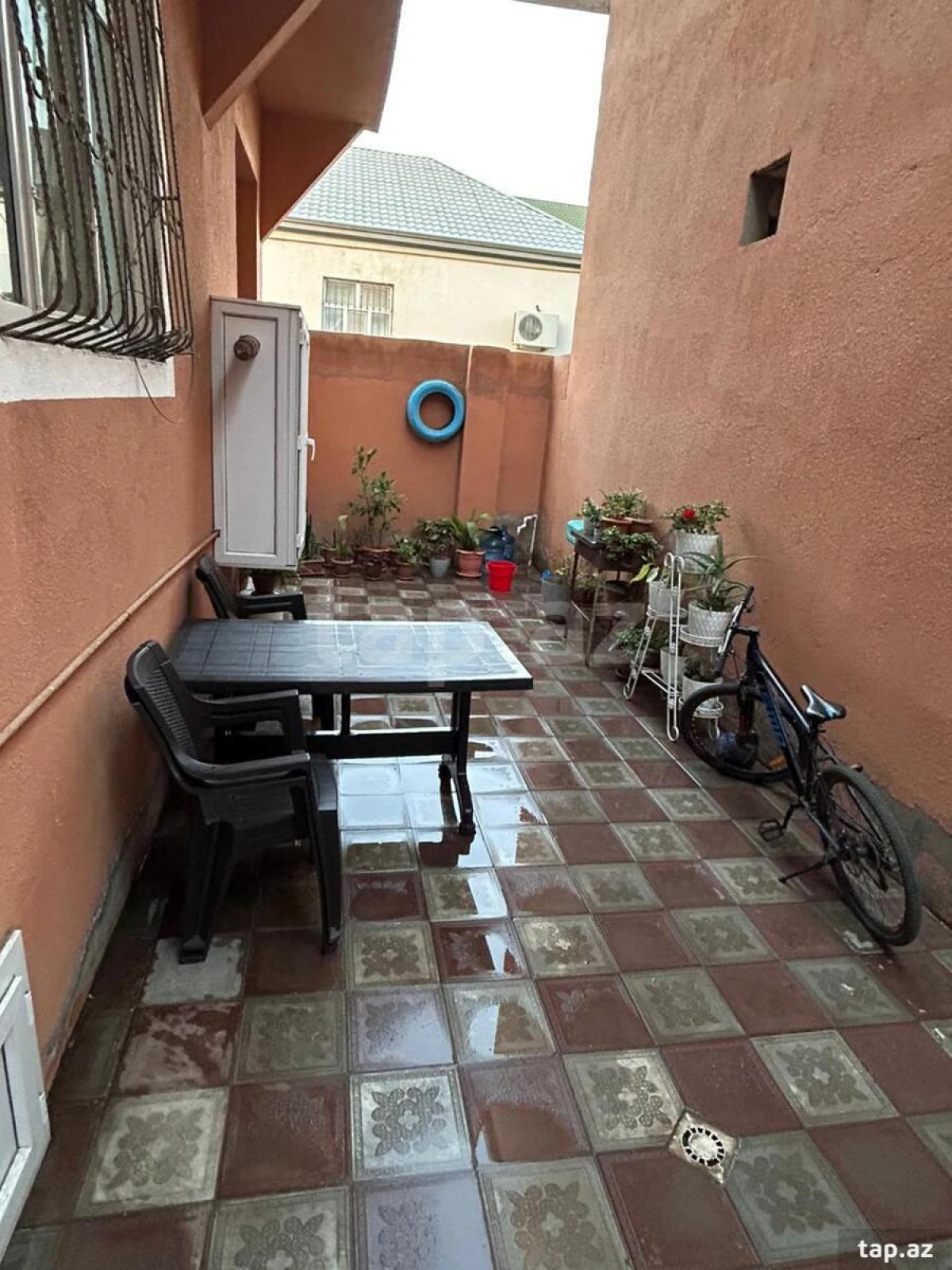 Satılır 4 otaqlı həyət evi