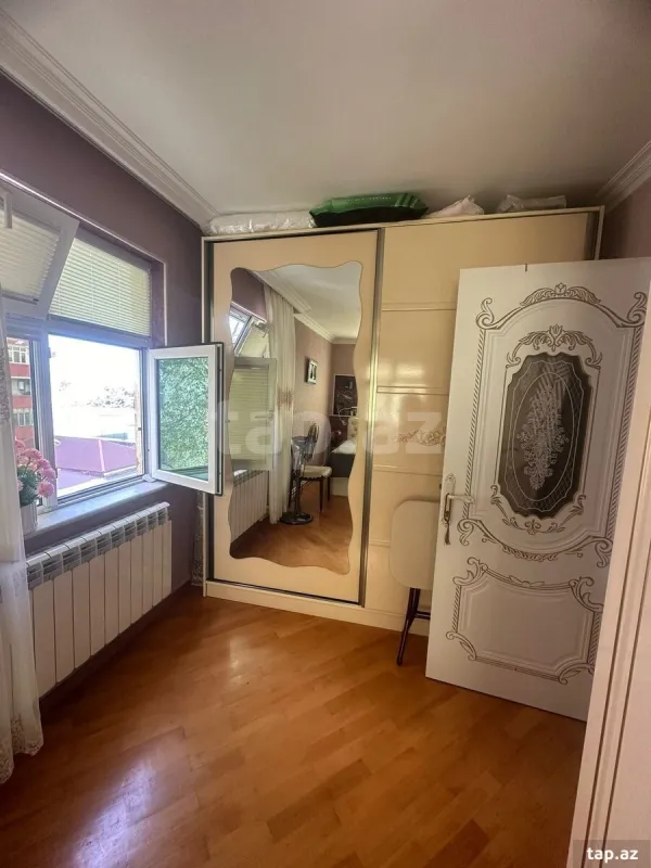 Kirayə verilir 2 otaqlı mənzil 65 m²