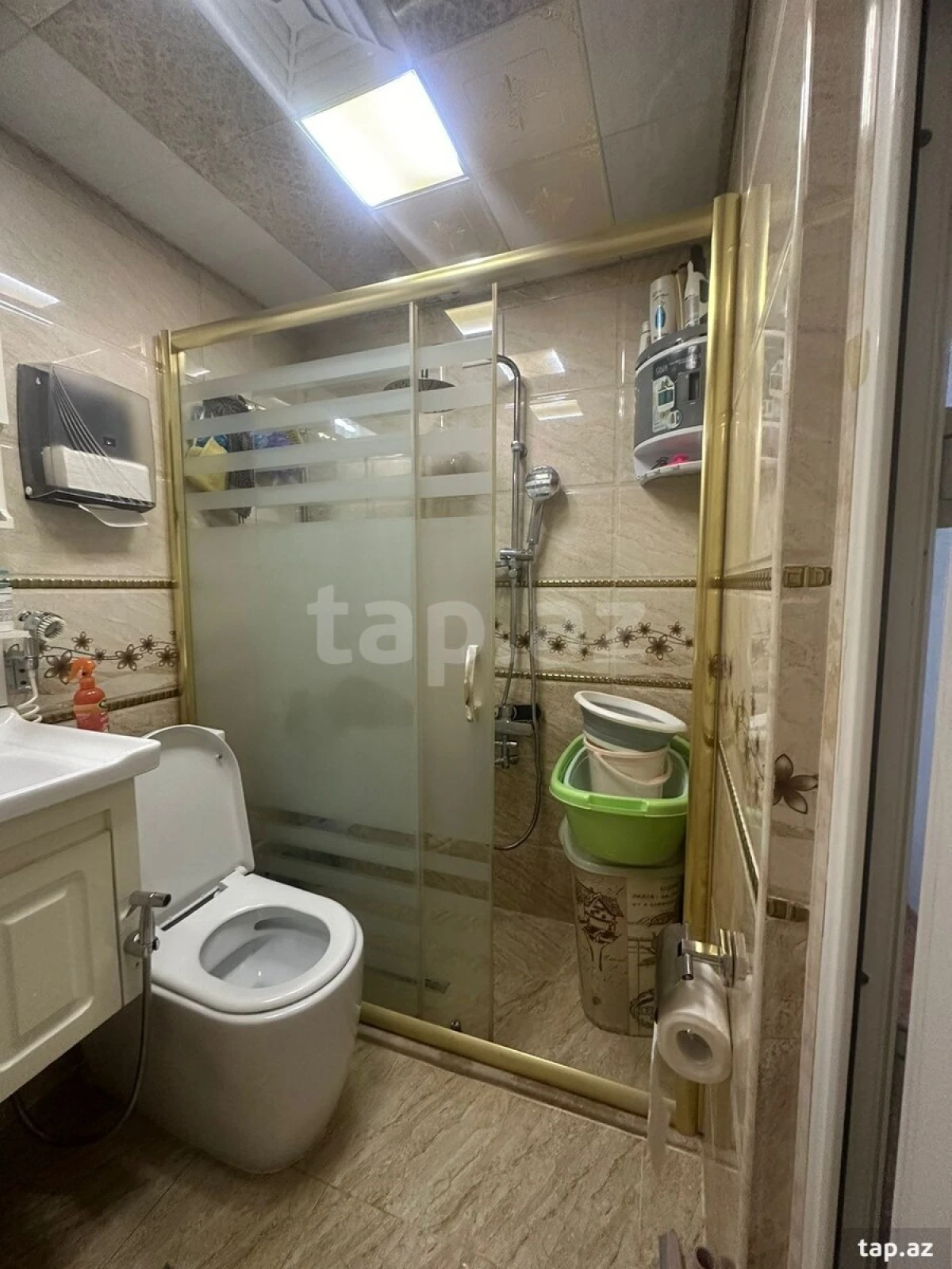 Kirayə verilir 2 otaqlı mənzil 65 m²