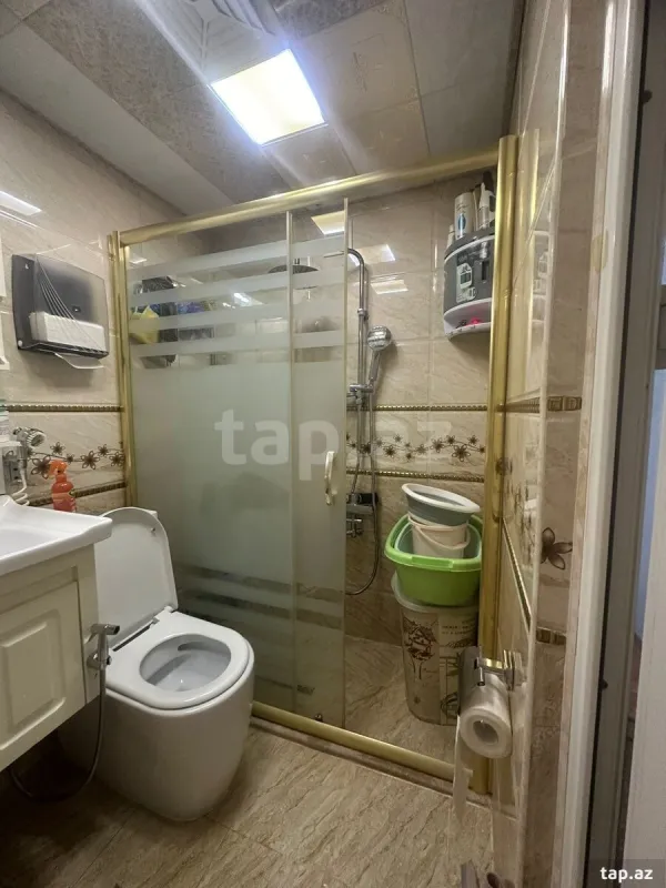 Kirayə verilir 2 otaqlı mənzil 65 m²