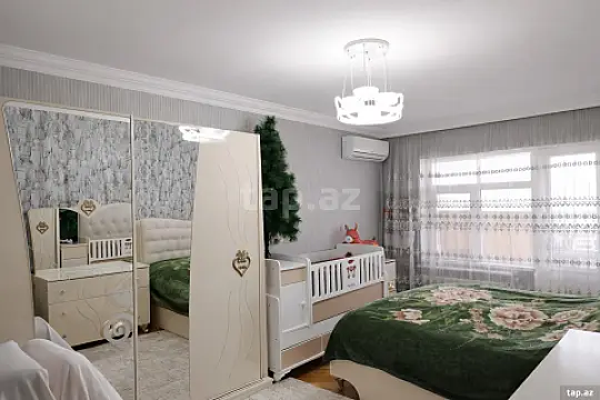 Satılır 5 otaqlı mənzil 120 m²