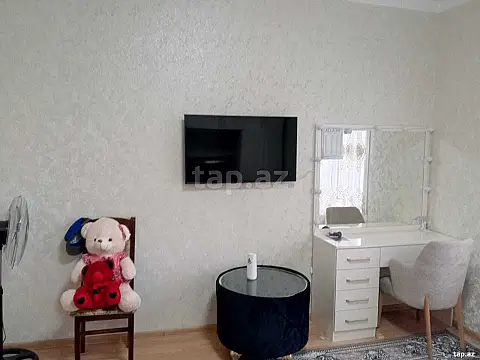 Satılır 5 otaqlı həyət evi