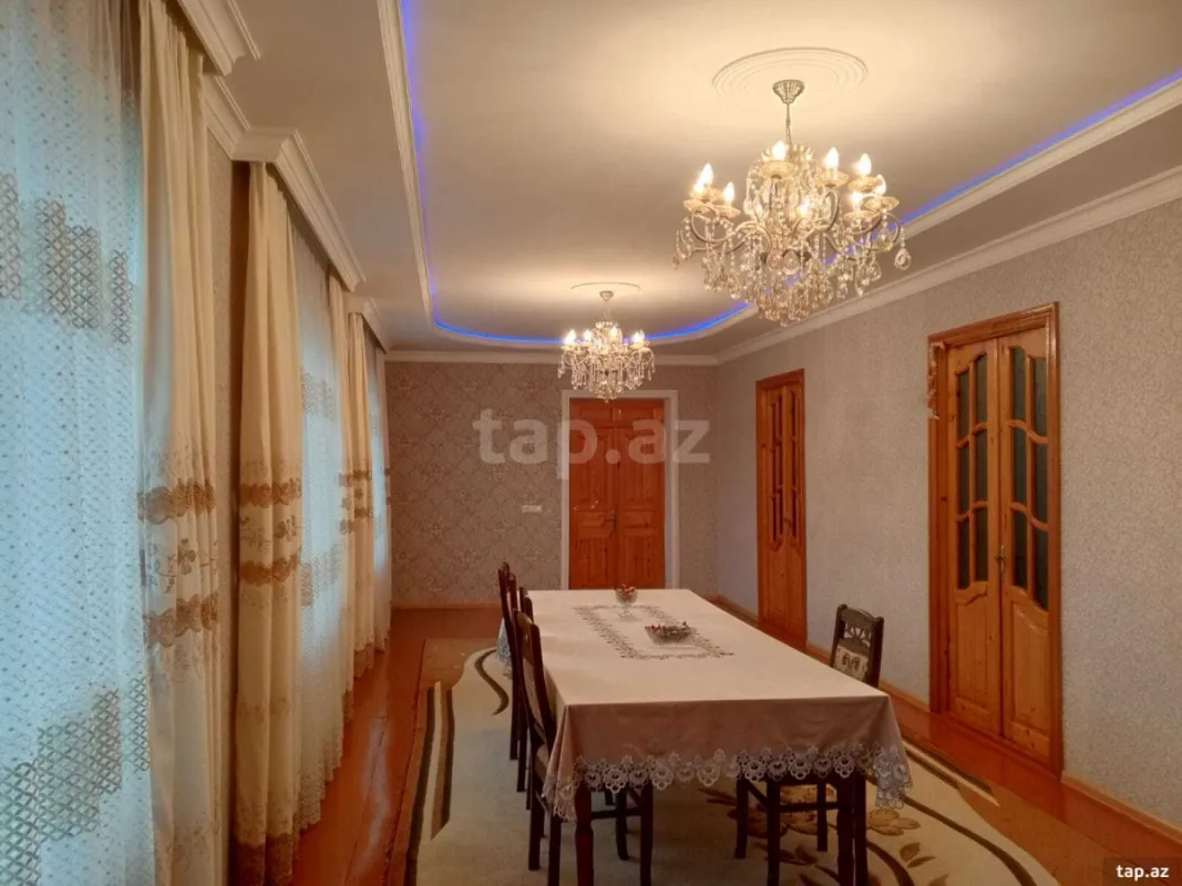 Satılır 5 otaqlı həyət evi