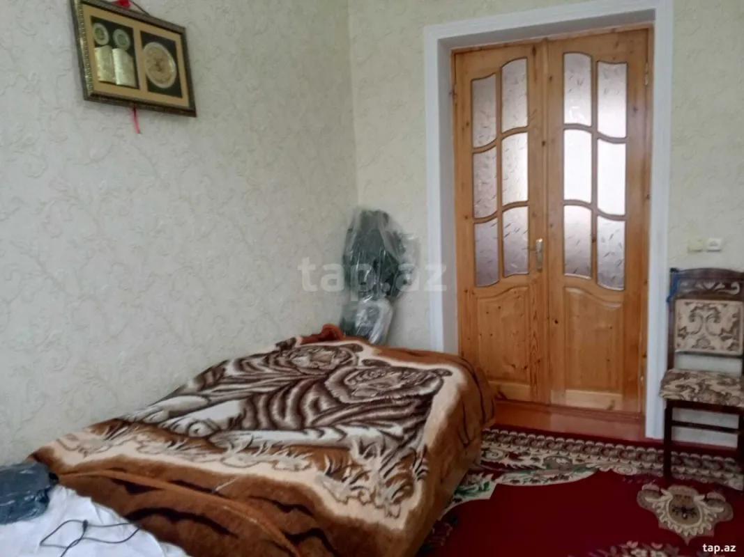 Satılır 5 otaqlı həyət evi