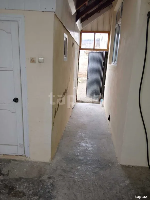 Satılır 5 otaqlı həyət evi