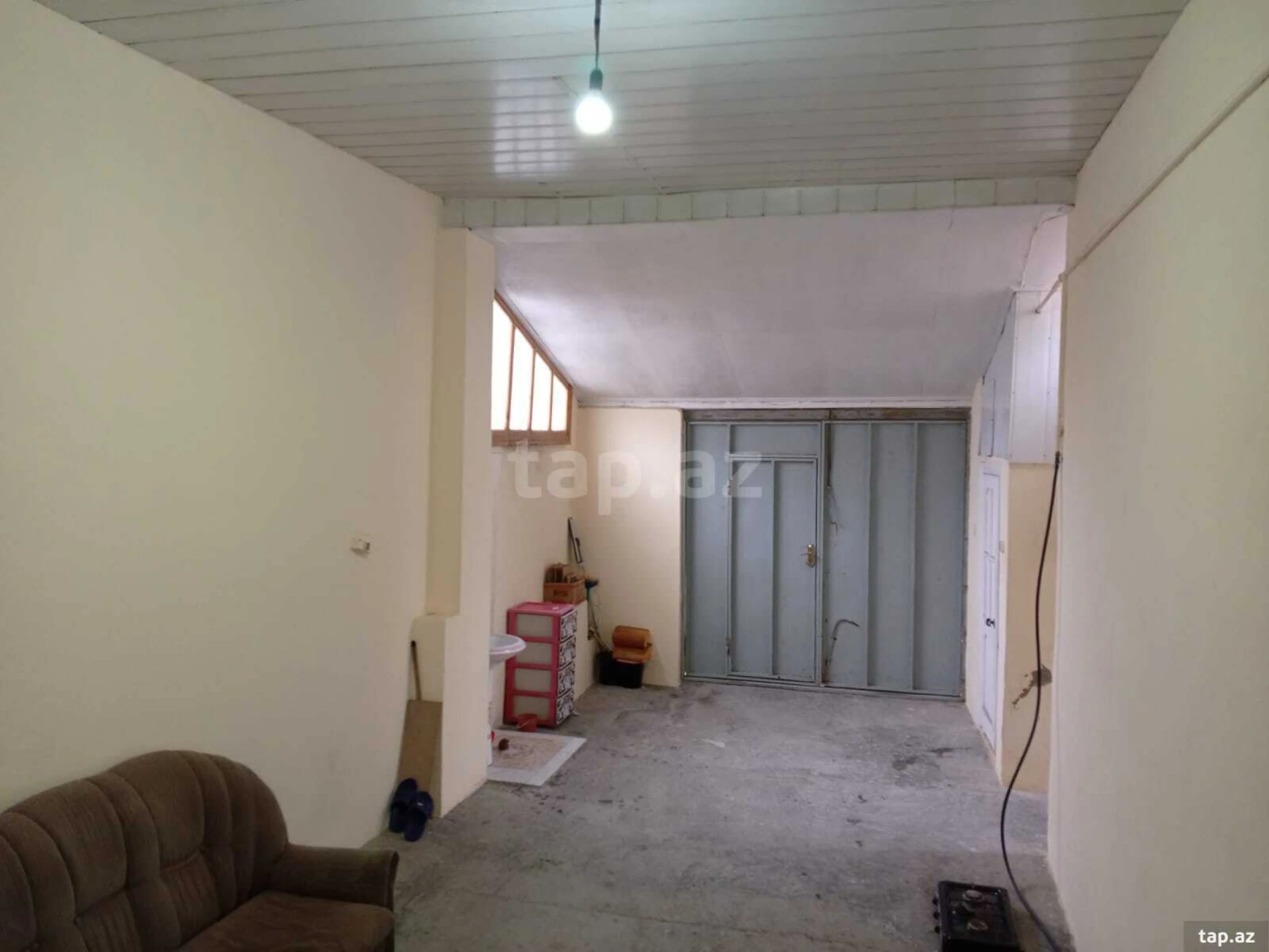 Satılır 5 otaqlı həyət evi