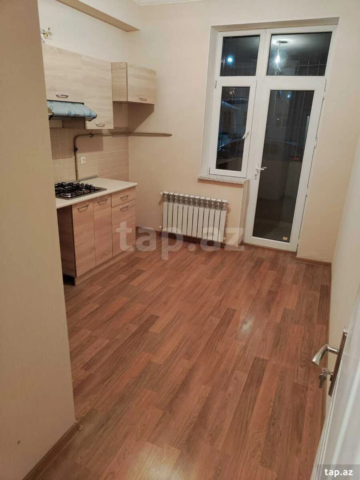 Kirayə verilir 4 otaqlı yeni tikili 110 m²