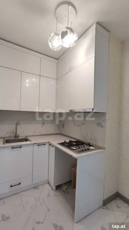 Satılır 3 otaqlı yeni tikili 74 m²
