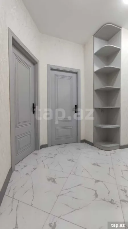 Satılır 3 otaqlı yeni tikili 74 m²
