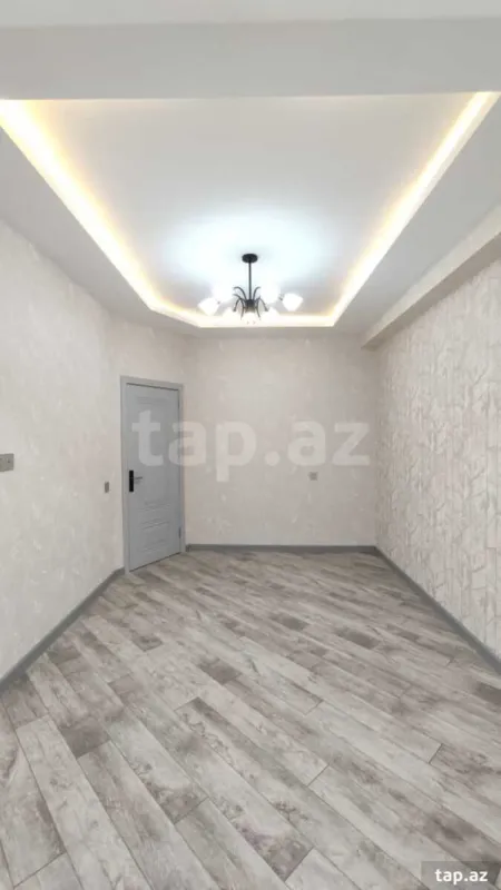 Satılır 3 otaqlı yeni tikili 74 m²