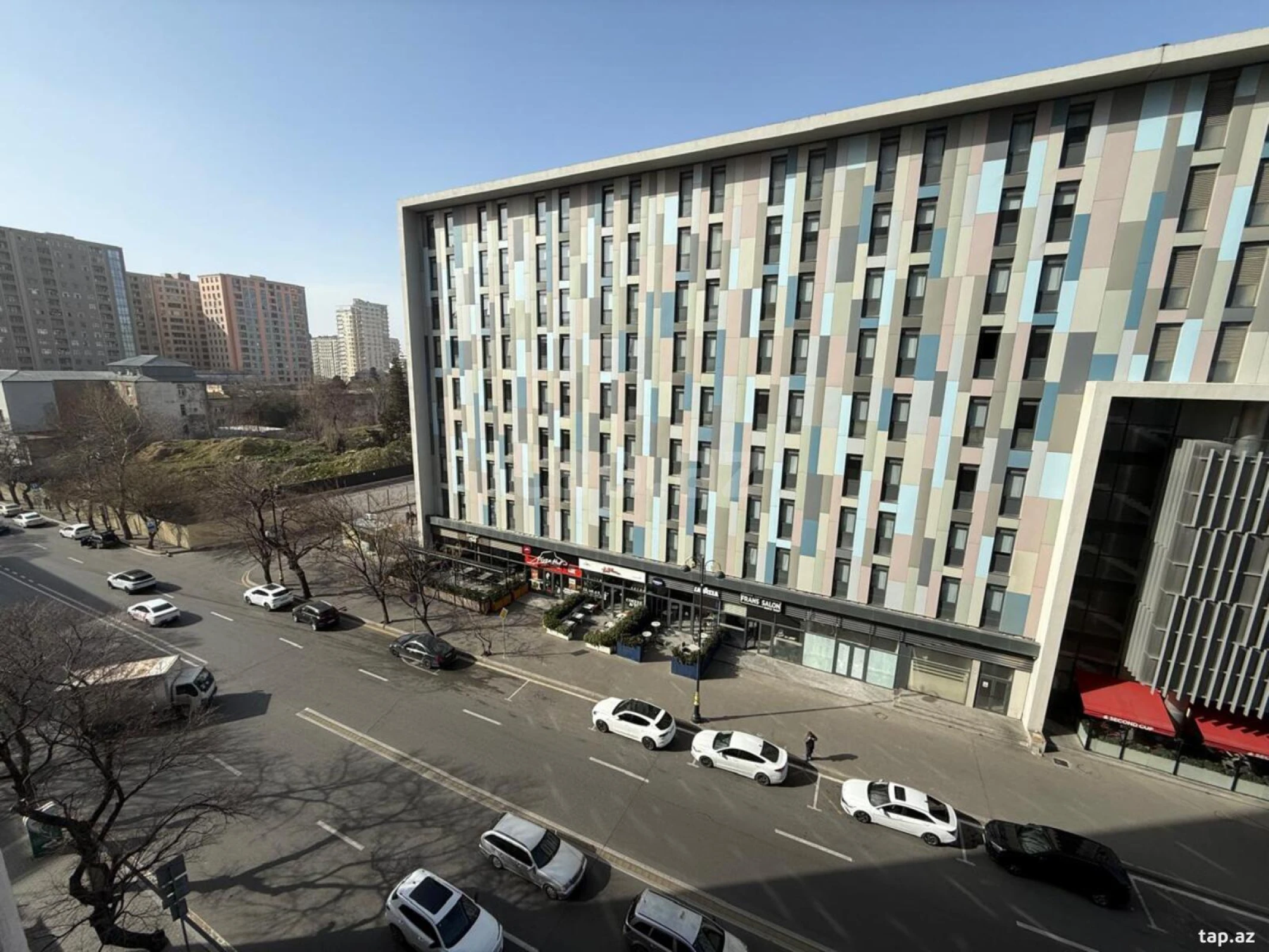 Kirayə verilir 2 otaqlı yeni tikili 109 m²