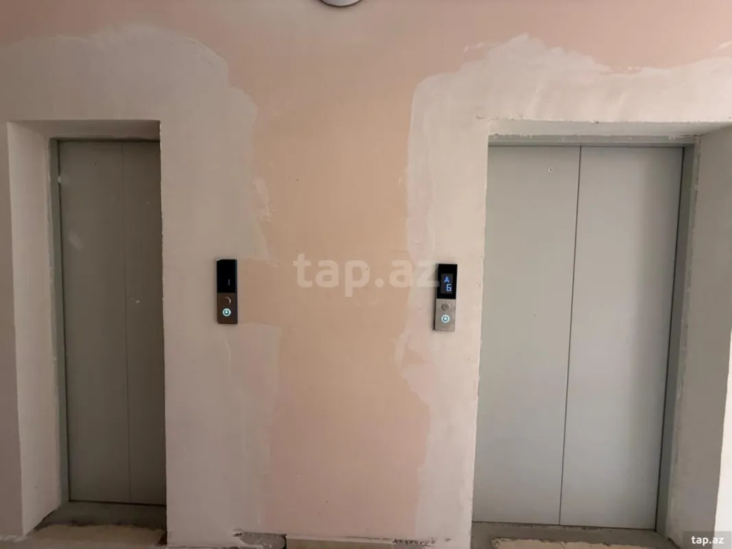 Kirayə verilir 2 otaqlı yeni tikili 109 m²