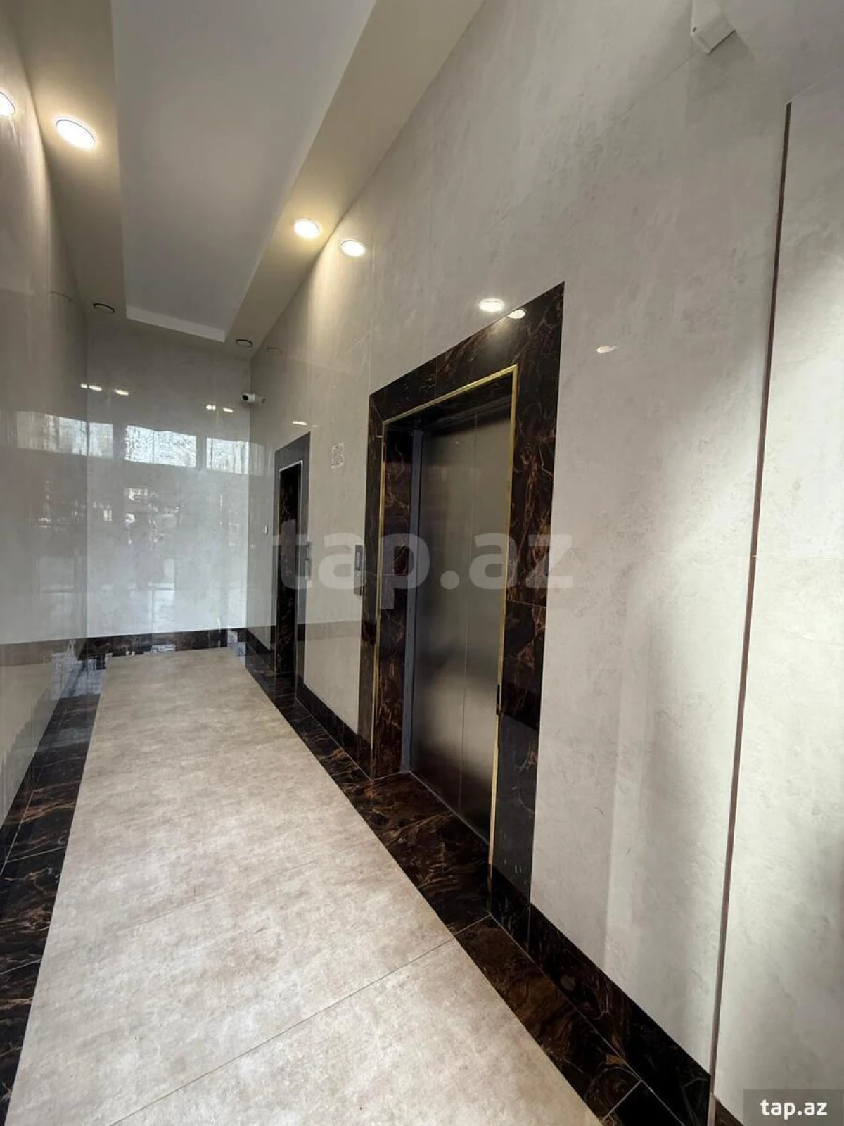 Kirayə verilir 2 otaqlı yeni tikili 109 m²