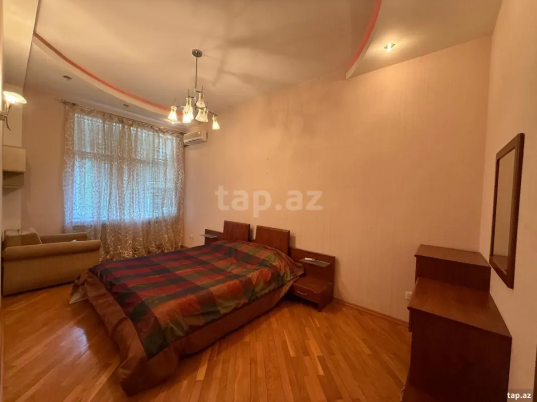 Kirayə verilir 2 otaqlı yeni tikili 109 m²