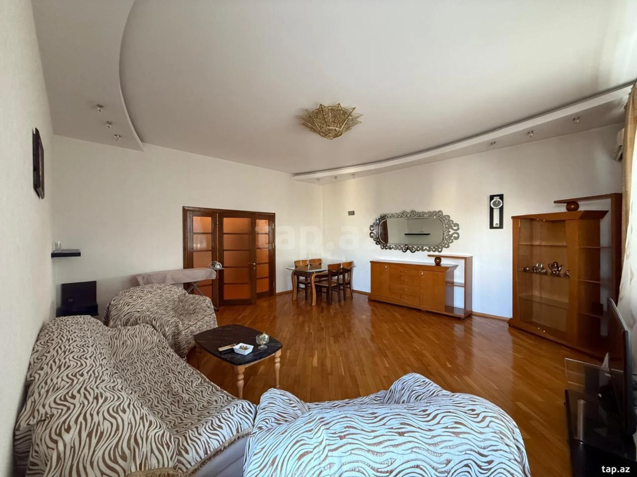 Kirayə verilir 2 otaqlı yeni tikili 109 m²