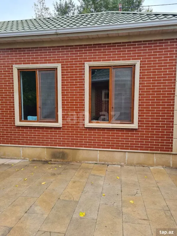 Satılır 7 otaqlı həyət evi