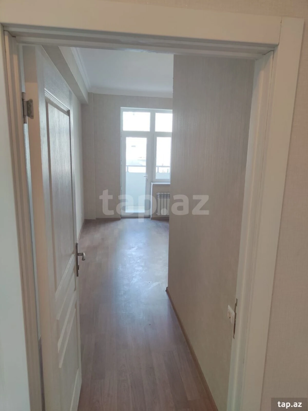 Kirayə verilir 4 otaqlı yeni tikili 100 m²