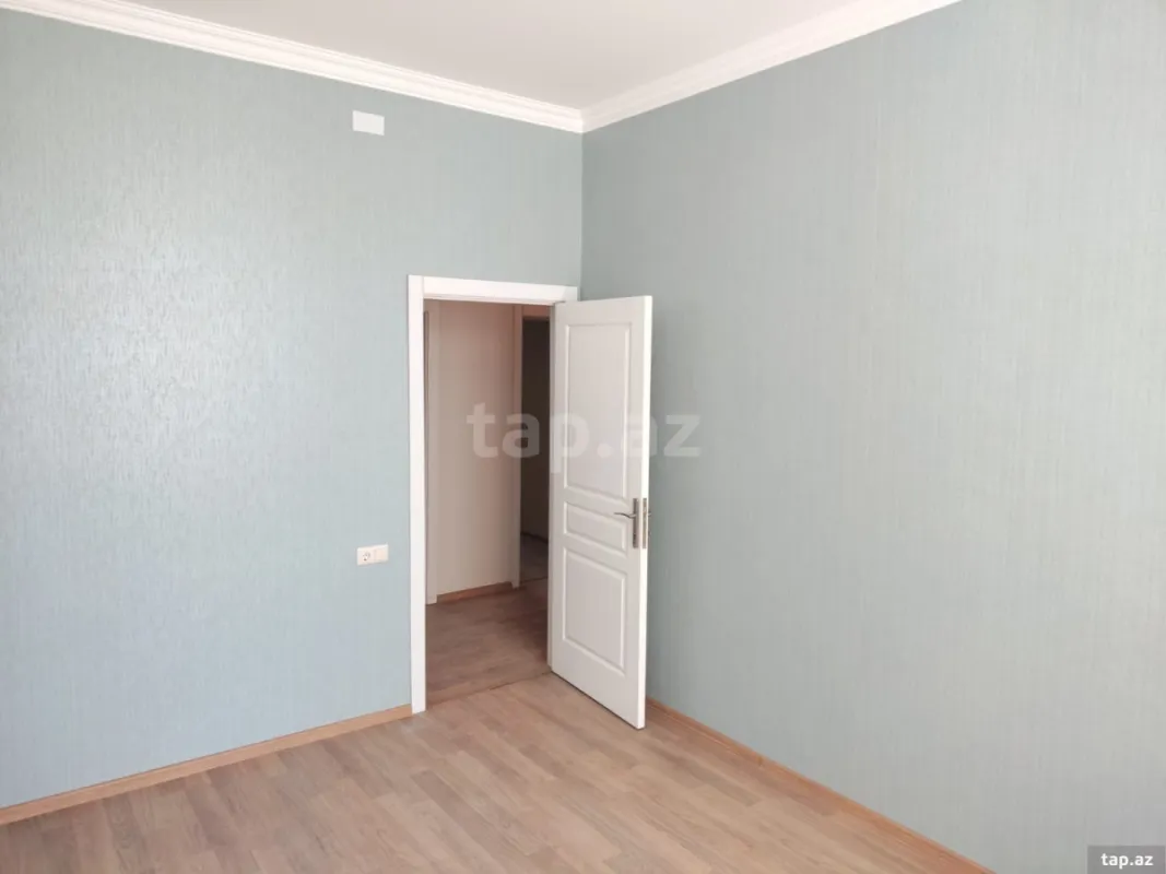 Kirayə verilir 4 otaqlı yeni tikili 100 m²