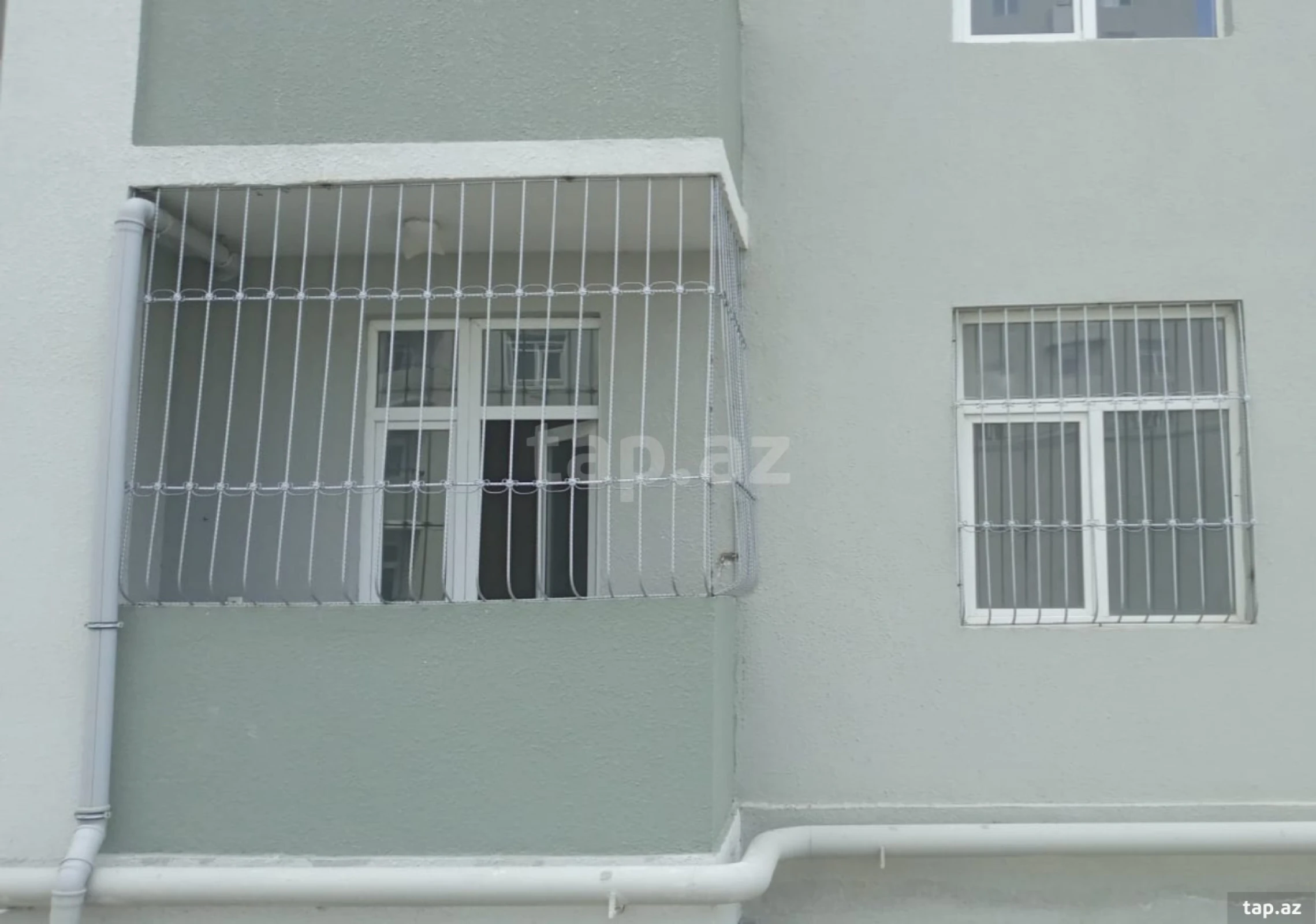 Kirayə verilir 4 otaqlı yeni tikili 100 m²