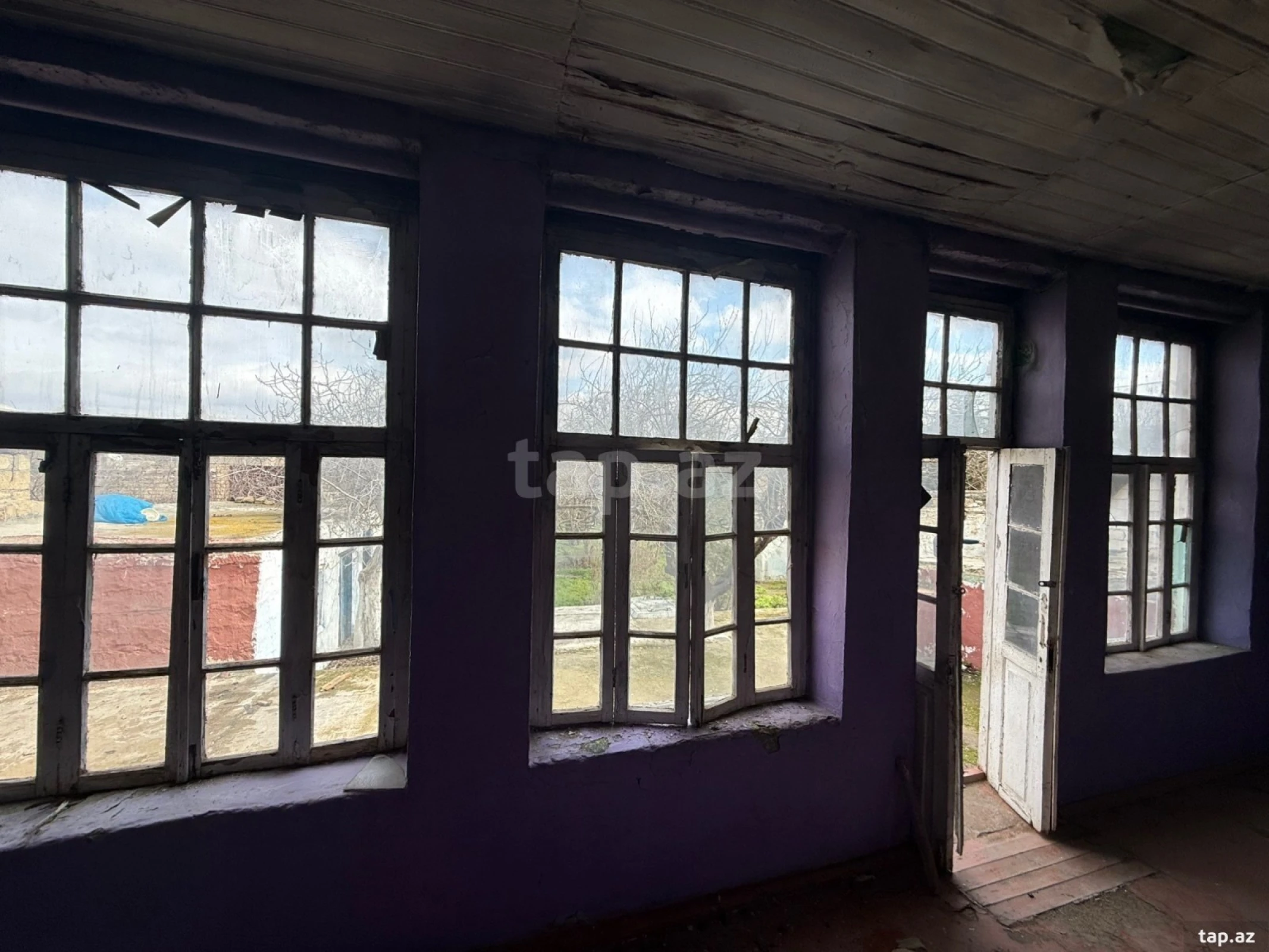 Satılır 3 otaqlı həyət evi