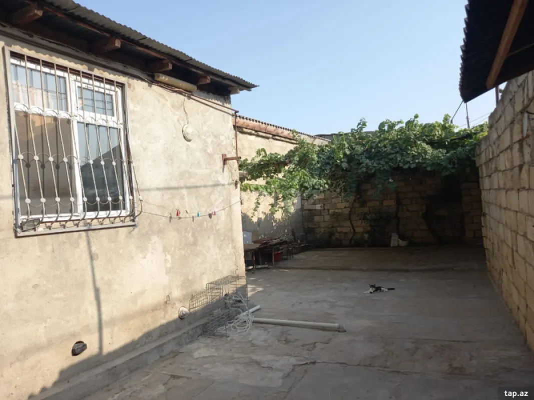 Satılır 3 otaqlı həyət evi